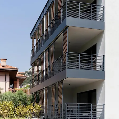 Casa 32 Loft - Garda Lägenhet